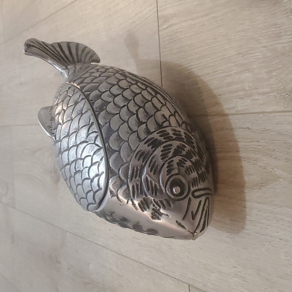 Vintage Handmade Catfish Metal Jar - Picture 2 of 10